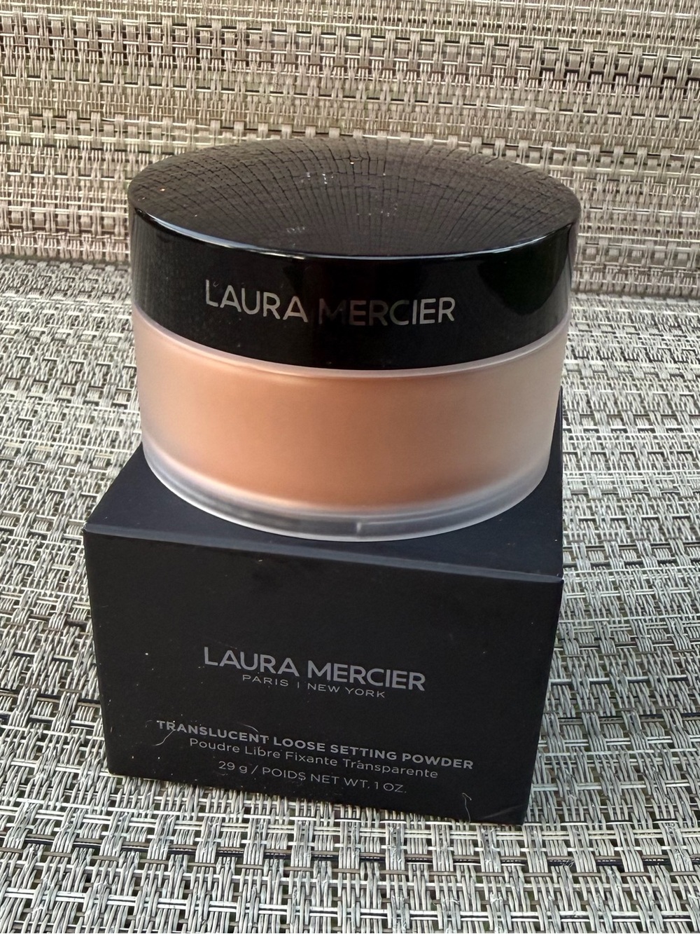 Laura Mercier Translucent Loose Setting Powder Medium Deep 1 oz .